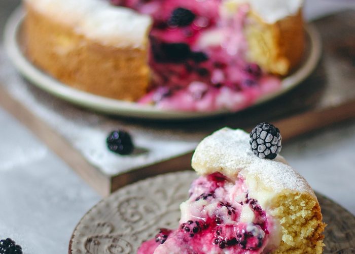 blackberry cottage cheese cake